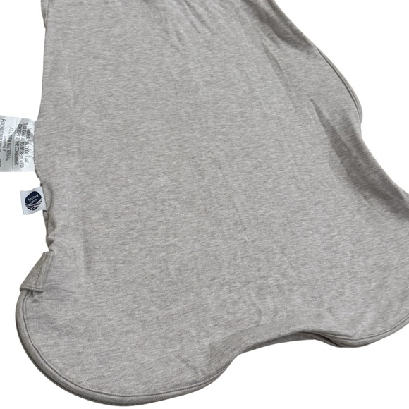 Nested Bean Gently Weighted Zen Sleepsack in Heathered Grey Unisex Size 6-24mo - Picture 4 of 9